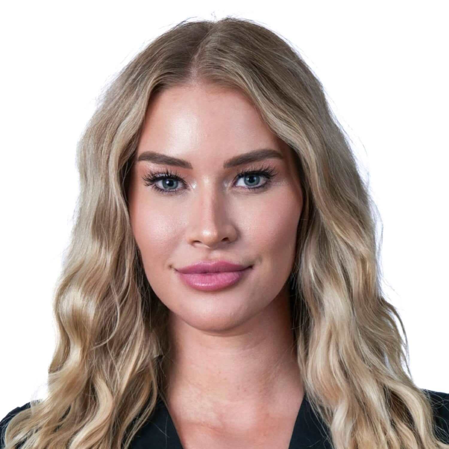 CARLY MCBURNEY - ALUMA MEDICAL AESTHETICS-avatar