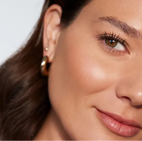 An image of the left side of a womans face